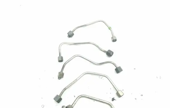Peugeot 308 Fuel injector supply line/pipe 
