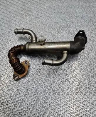 Volkswagen Polo IV 9N3 EGR valve cooler 045131513L 0212207