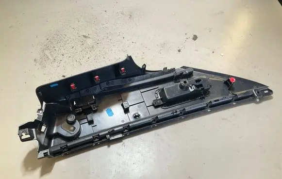 Toyota Corolla E210 E21 Trunk/boot side trim panel 6473402150 6473402170