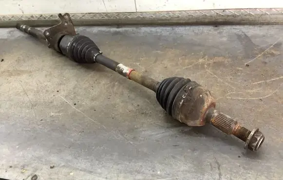 Cadillac SRX Front driveshaft 2960697 2114610784