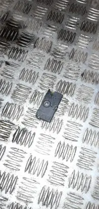 Audi A6 S6 C6 4F Aerial antenna filter 4F0035570