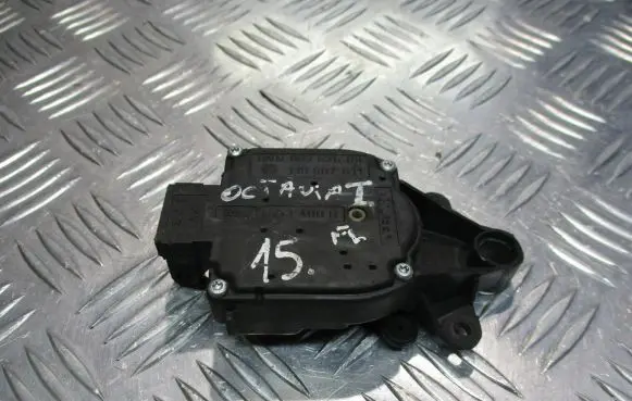 Skoda Octavia Mk1 (1U) Central body control module 1J0907511