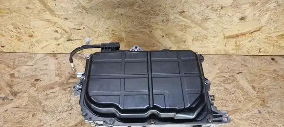 Toyota Auris E180 Voltage converter inverter G920079025 G9200