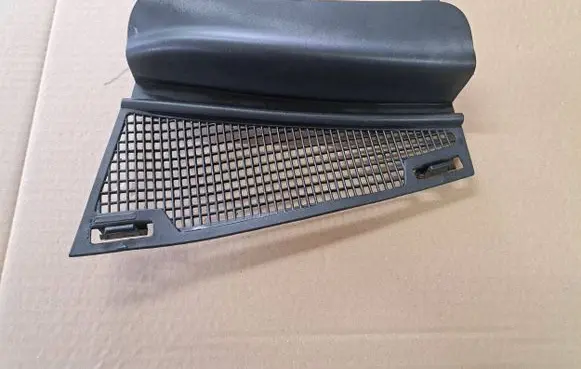Renault Kangoo I Wiper trim 7700309295