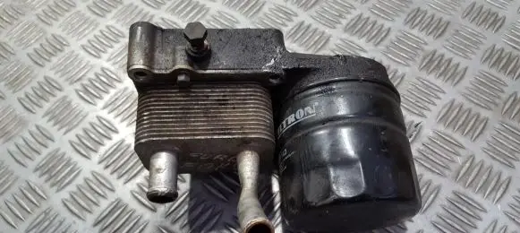 Engine oil radiator