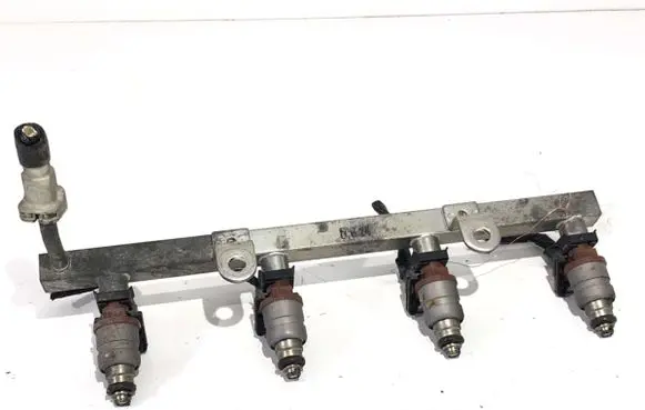 Chevrolet Lacetti Fuel main line pipe