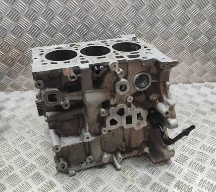 BMW 2 F44 Engine block 8631944