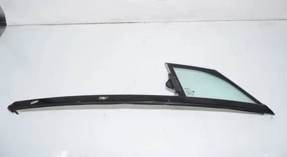 BMW i3 Front door vent window glass four-door 7289041 51357289041
