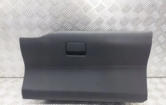 Toyota Auris 150 Glove box 55552-02130