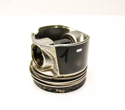 Volvo V60 Piston 