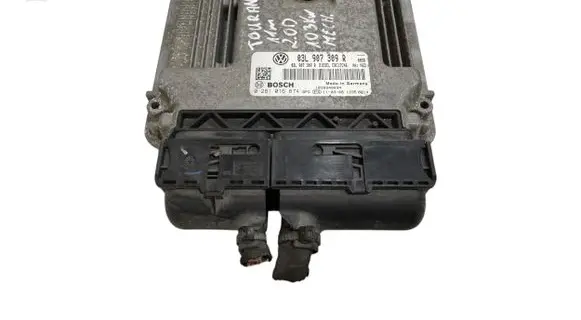 Volkswagen Touran II Engine control unit/module 03L907309R 0281016674