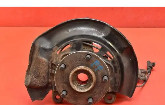Toyota Avensis T270 Front wheel hub spindle knuckle