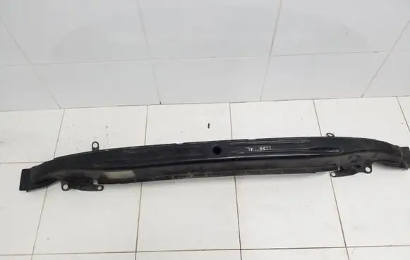 Seat Leon (1M) Rear bumper cross member