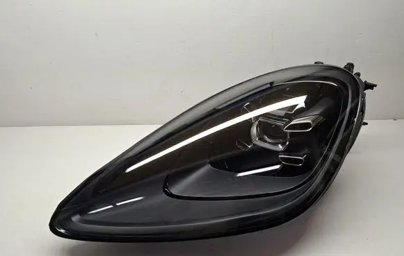 Porsche Cayenne (9Y0 9Y3) Headlight/headlamp 7P5941591BH 9Y0941031Q