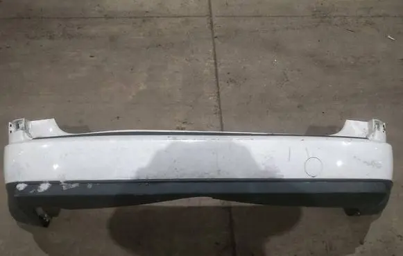 Ford Focus C-MAX Rear bumper baltas
