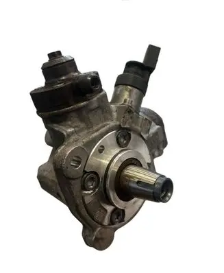 BMW X6 E71 Fuel injection high pressure pump 0445010617 7800123
