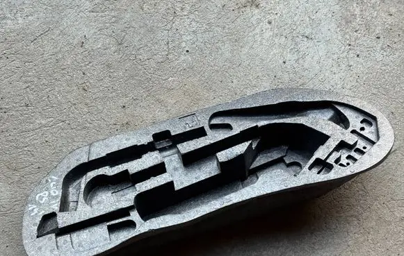 Renault Clio IV Spare wheel section trim 995001548R 8200474560
