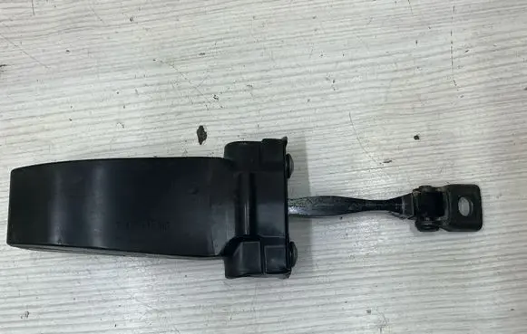 Skoda Octavia Mk3 (5E) Rear door check strap stopper 5E0839267A 5E0839249