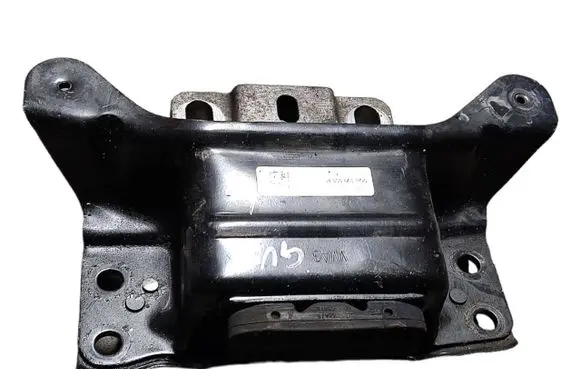 Volkswagen Golf V Engine mount bracket 5Q0199555R