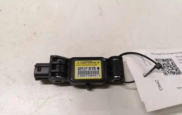Mitsubishi Grandis Airbag deployment crash/impact sensor 0661130401 8651A015 W002T11091