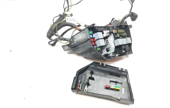 Land Rover Discovery Sport Fuse box set 6G9T14A076CA K067R
