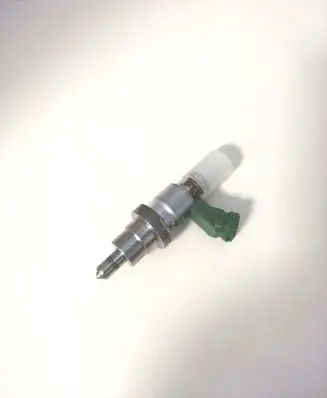Toyota Land Cruiser (J200) Fuel injector 2371051010