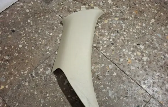 Volvo XC60 (C) pillar trim 30721149