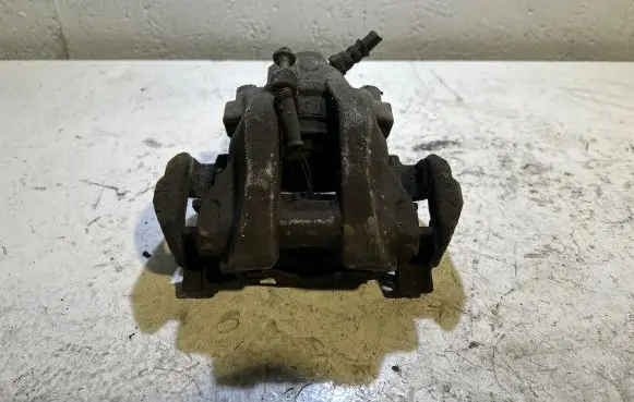 Mercedes-Benz E W211 Rear brake caliper