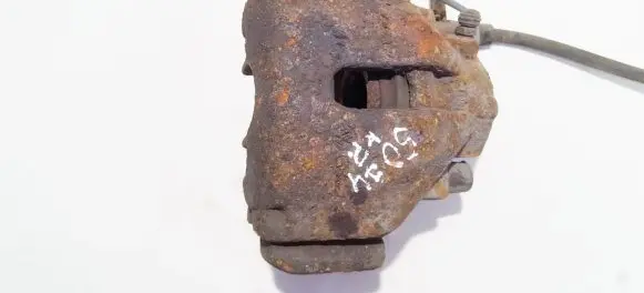 Volkswagen PASSAT B5 Front brake caliper