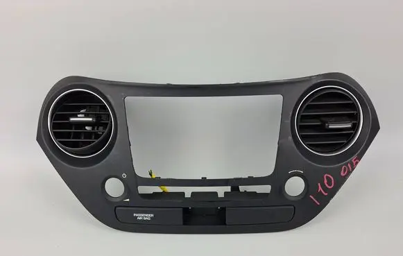 Hyundai i10 Dash center air vent grill 84740B9000 10172014 CF020S