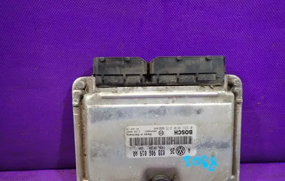 Volkswagen Golf IV Engine control unit/module ECU 038906019AR
