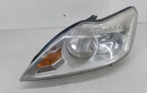 Ford Focus Headlight/headlamp 8M51-13W030-AF