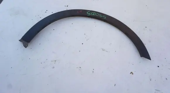 Suzuki SX4 S-Cross Front arch trim LISTWAZALEPKA