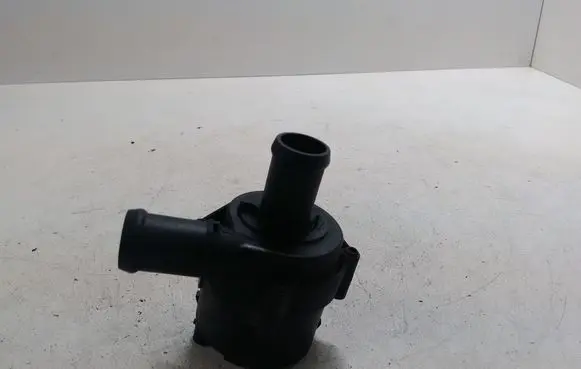 Volkswagen Golf VII Electric auxiliary coolant/water pump 5Q0965567J