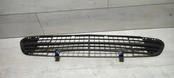 Chevrolet Cruze Front bumper lower grill 44210923