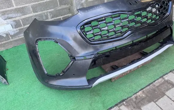 KIA Sportage Front bumper 