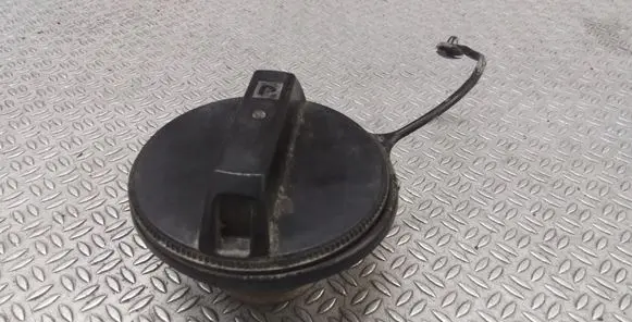 Nissan Micra Fuel tank filler cap 