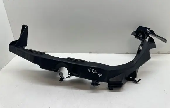 BMW 3 E90 E91 Headlight/headlamp mounting bracket 7116707