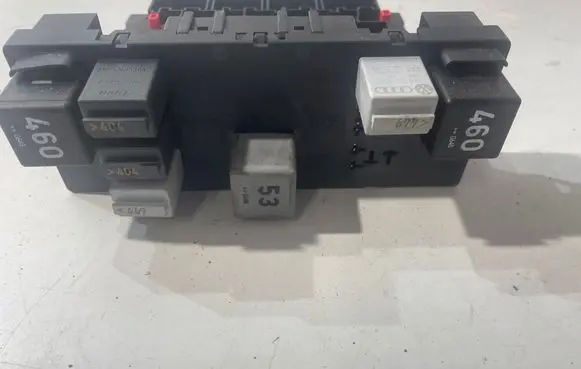 Volkswagen PASSAT B6 Comfort/convenience module 3C0937049AE H52S2002 F005V00631