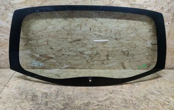 Dacia Sandero Rear windscreen/windshield window 