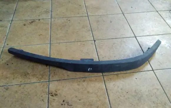 Front bumper lip