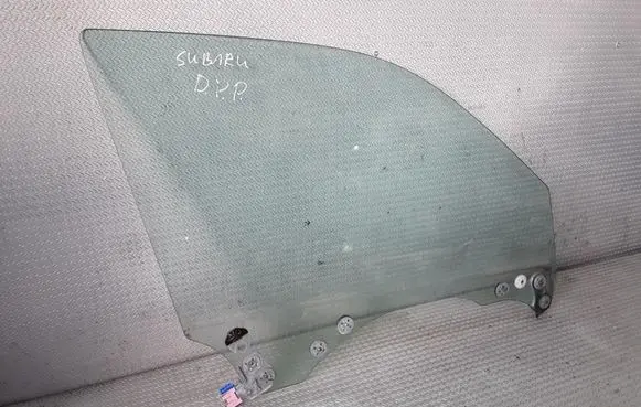 Subaru Forester SG Front door window glass four-door