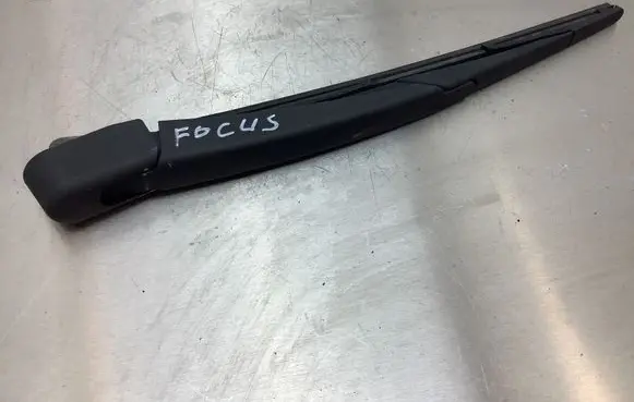 Ford Focus Rear wiper blade arm 