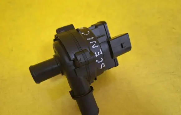 Renault Scenic II - Grand scenic II Water pump 0392023015