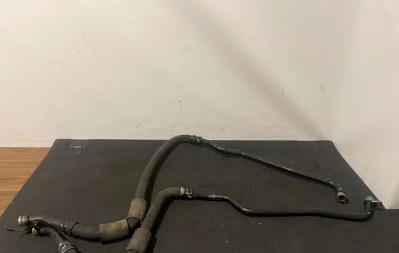 BMW M5 Oil cooling pipe 