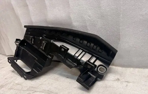 Opel Astra L Intercooler air guide/duct channel 9840208980
