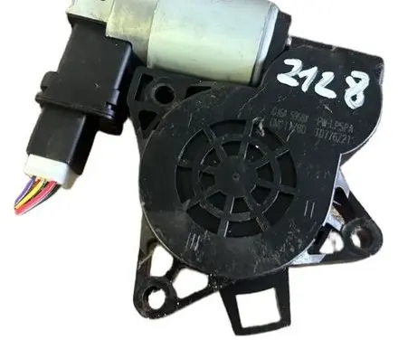 Mazda 3 I Electric power window relay GJ6A5958X
