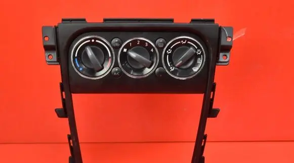 Suzuki SX4 Climate control unit SUZUKISX4