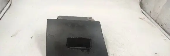 Glove box
