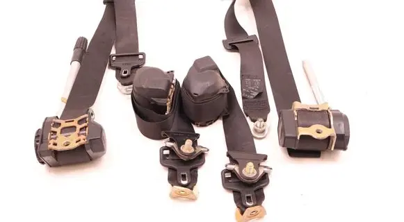 Mercedes-Benz E W124 Seat belt trim 1248600088